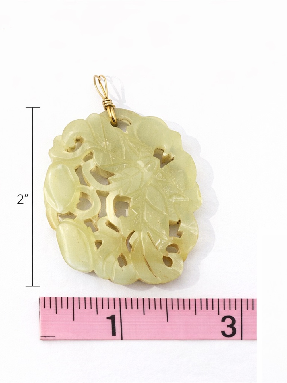 Vintage Jade Carved Pendant Necklace Green Statement Medallion Boho Artisan - Picture 2 of 6